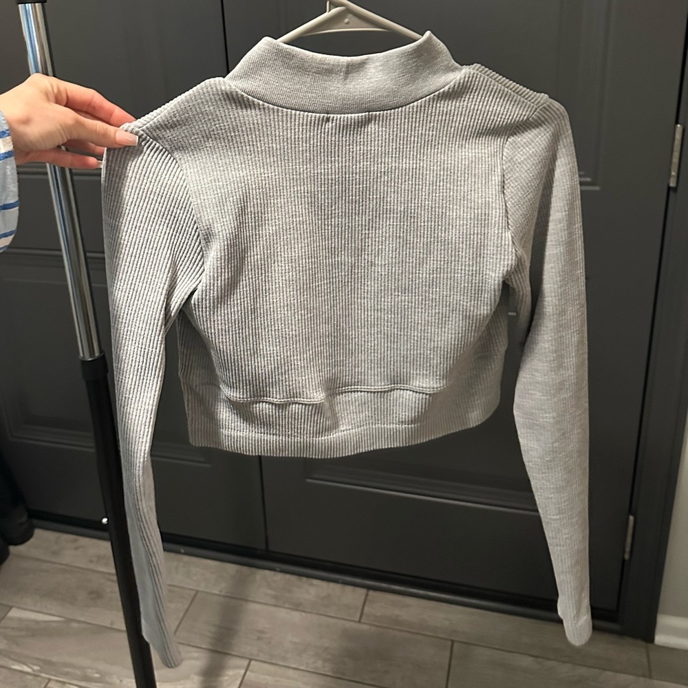 Zip Up Top - image 4